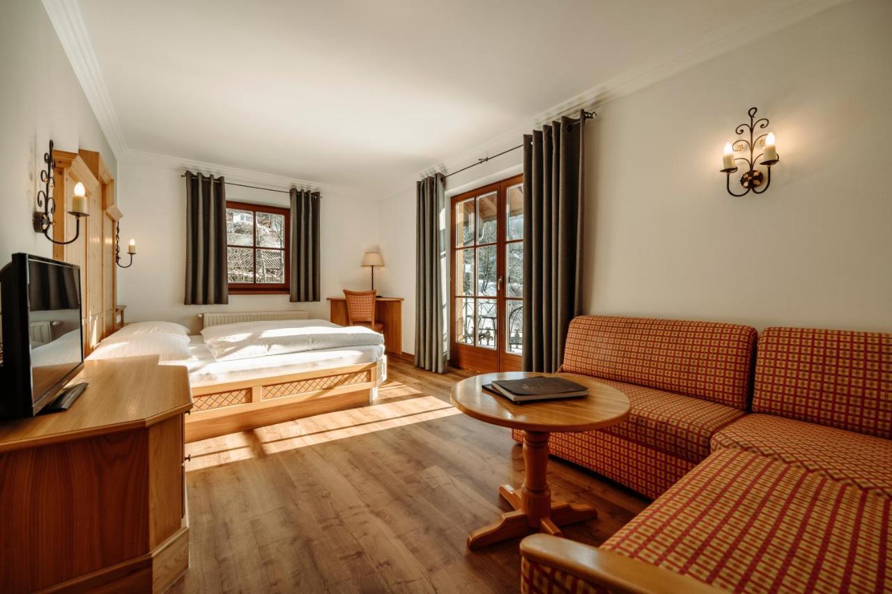Hotel Lerch Санкт Йохан им Понгау Екстериор снимка