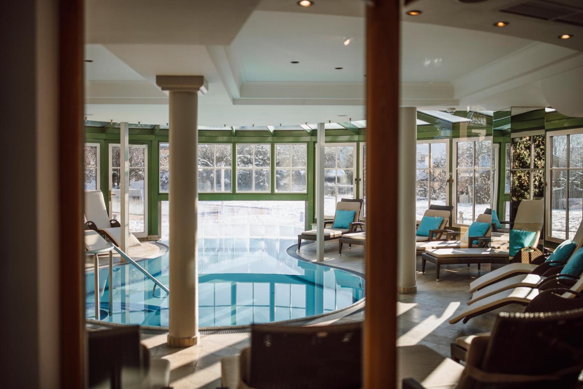 Hotel Lerch Санкт Йохан им Понгау Екстериор снимка