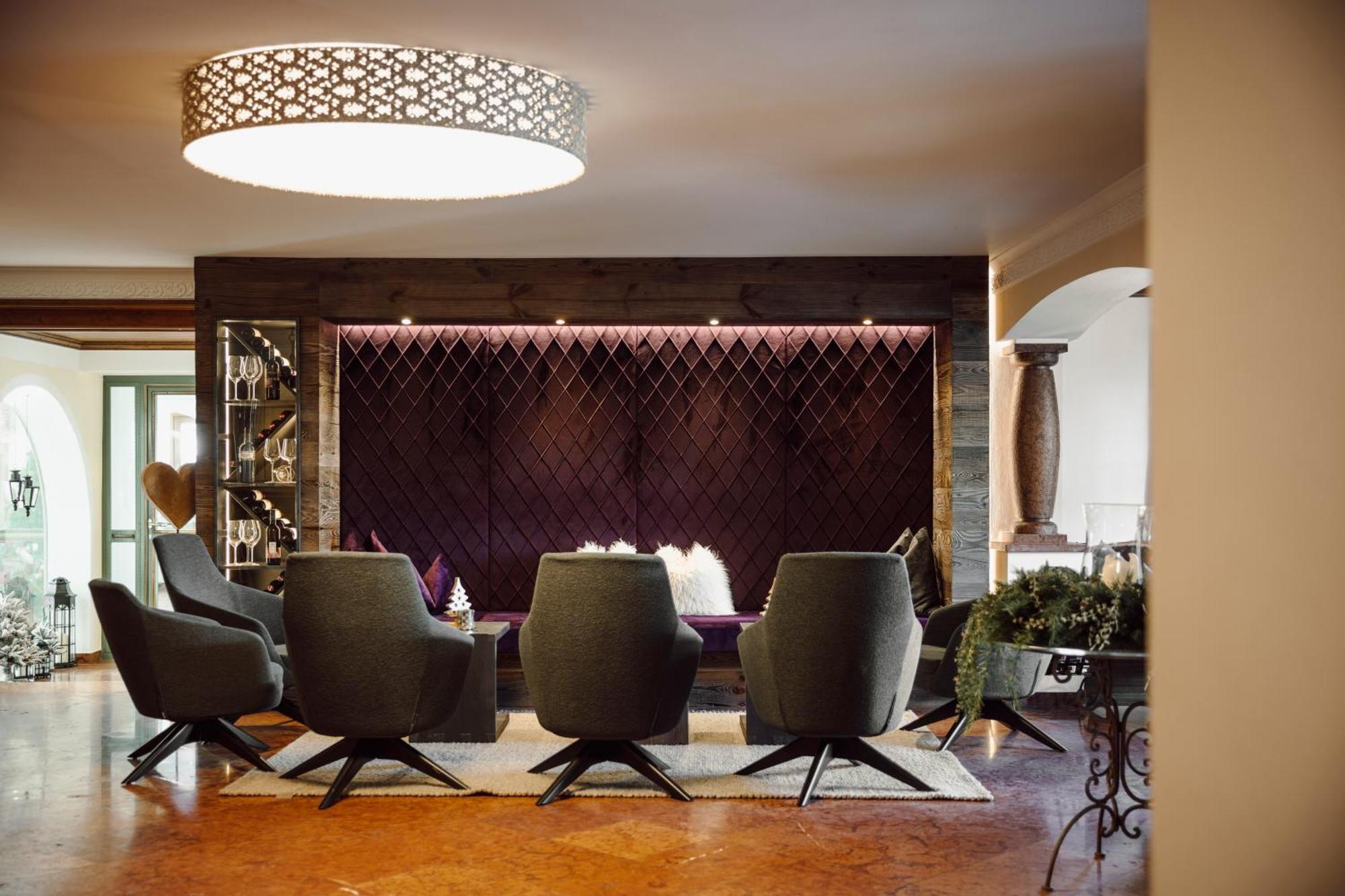 Hotel Lerch Санкт Йохан им Понгау Екстериор снимка